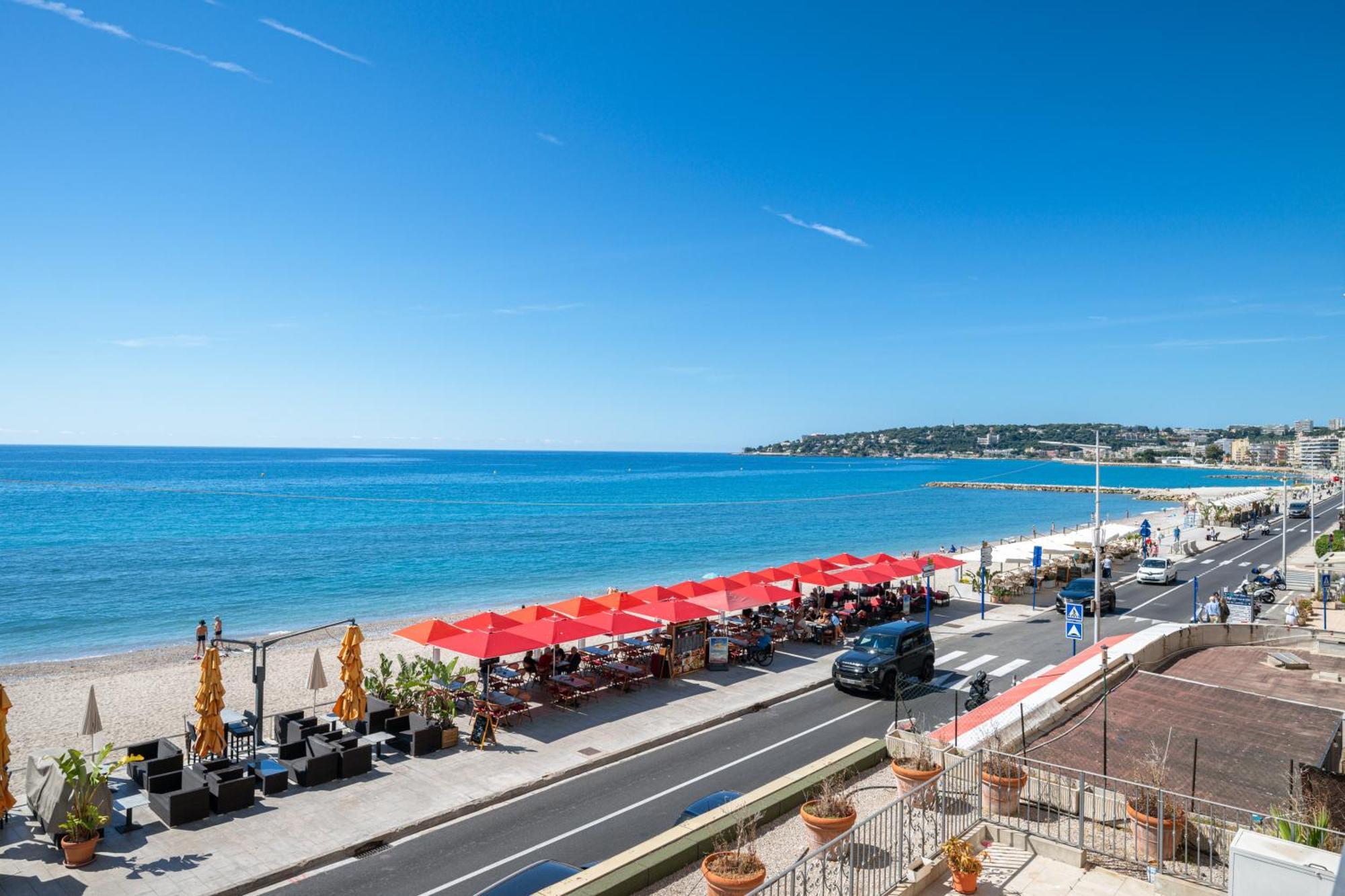 Le Cap Soleil -Standing - Piscine Collective Et Parking Prive Lejlighed Roquebrune-Cap-Martin Eksteriør billede